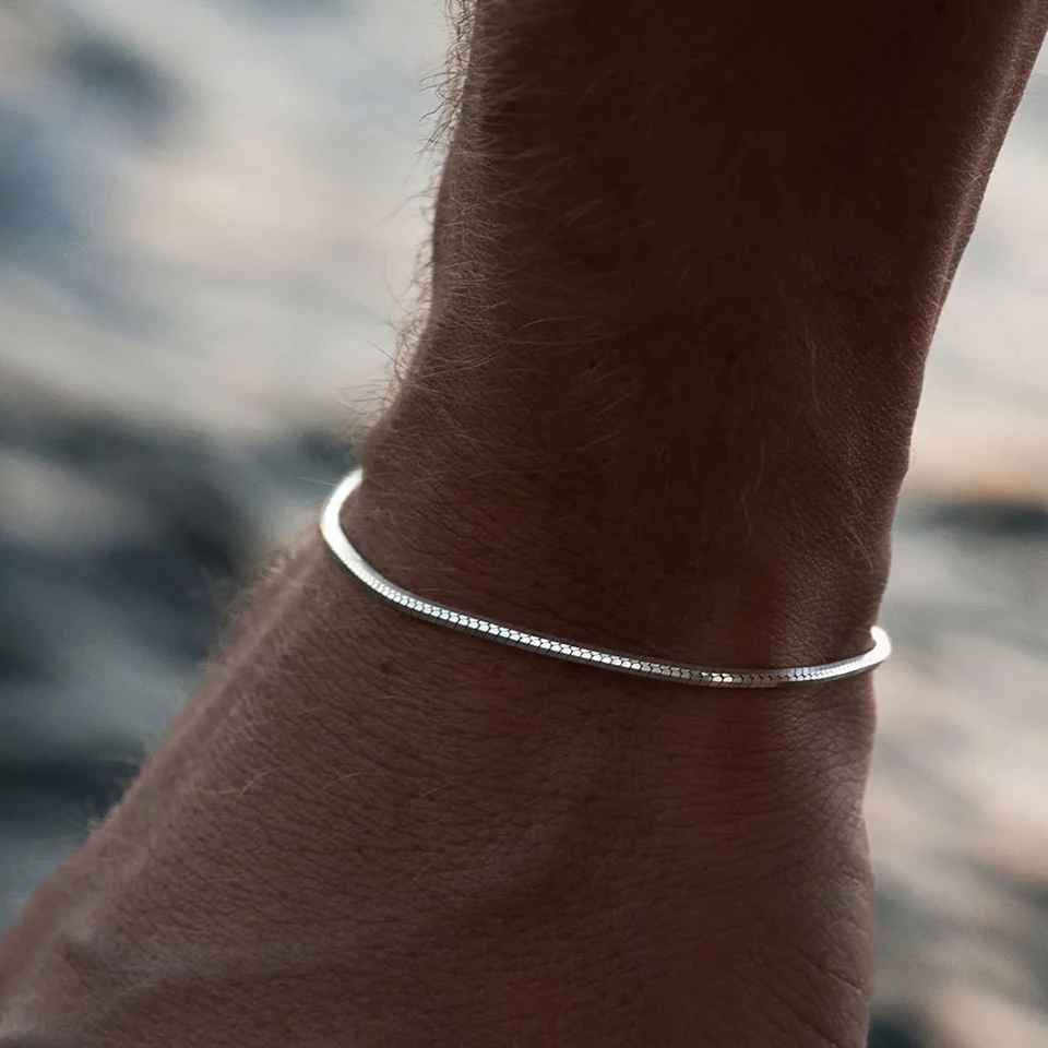 Homme Élancé Sleek Stainless Steel Bracelet