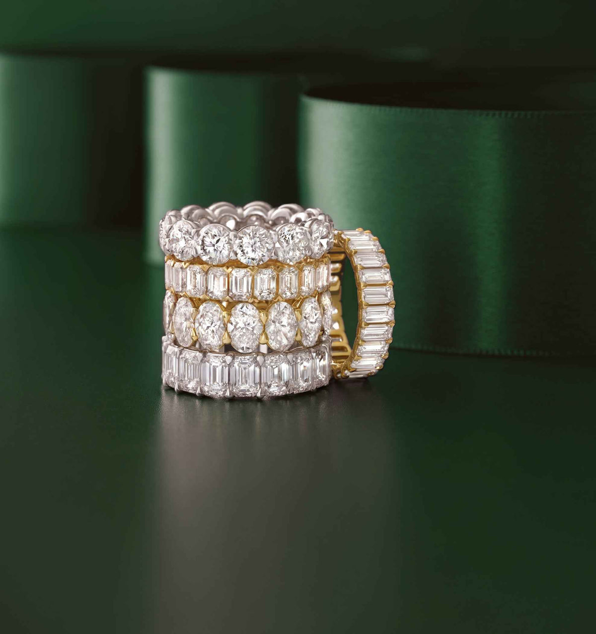 Lumière Infinie 14K Yellow Gold 4 3/4 CTW Lab Grown Baguette Diamond Low-Profile Eternity Band