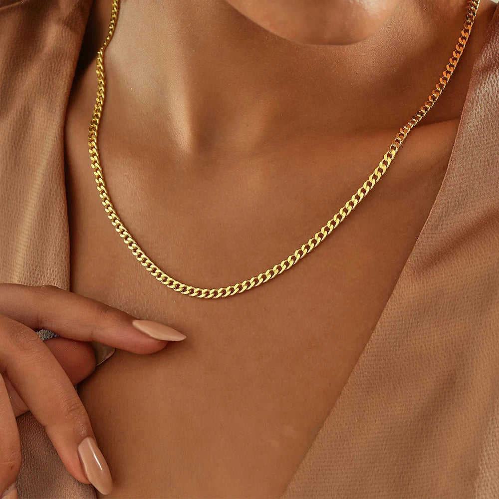 Le Collier Éternel Necklace