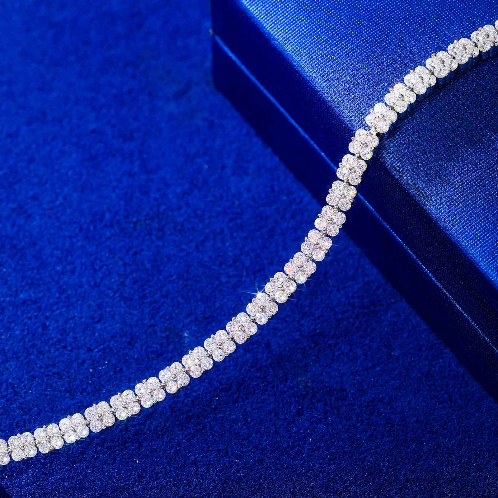 Bracelet Élégance Lumière 4mm Moissanite Tennis Bracelet