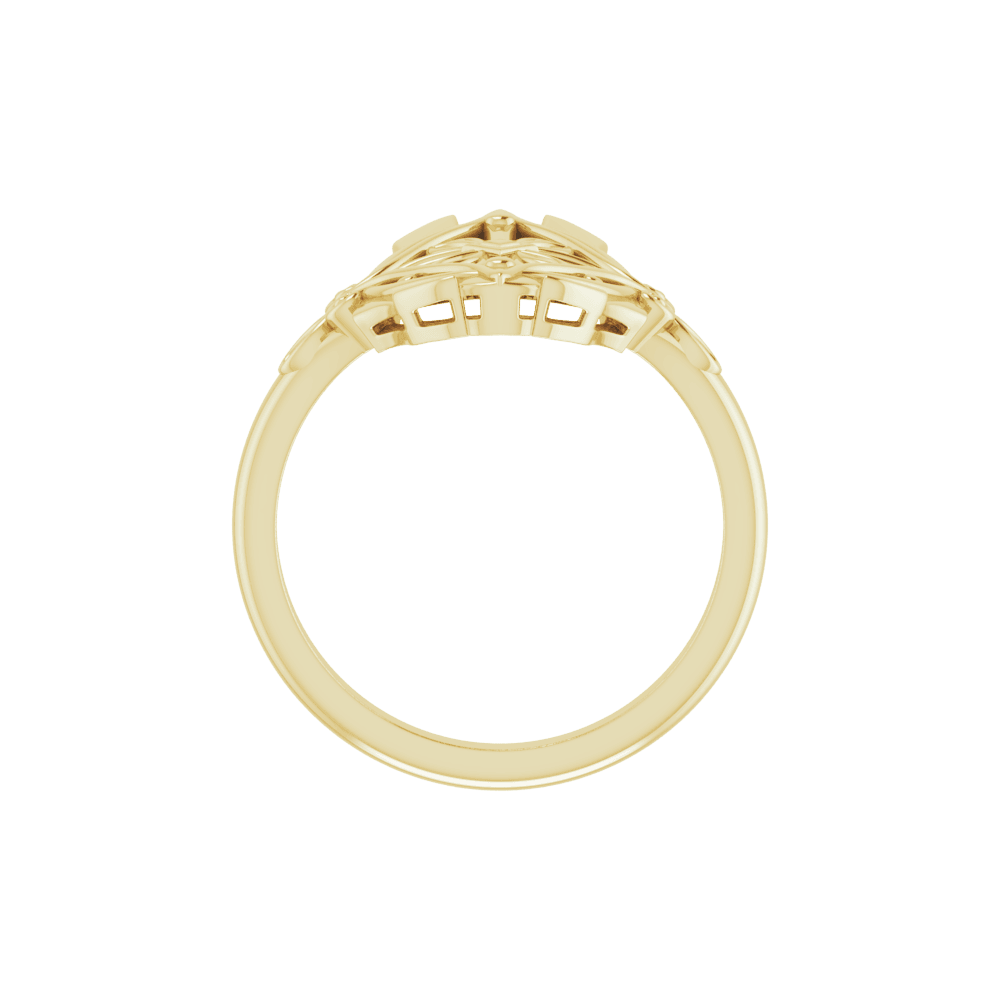 Elegant old money style gold statement ring