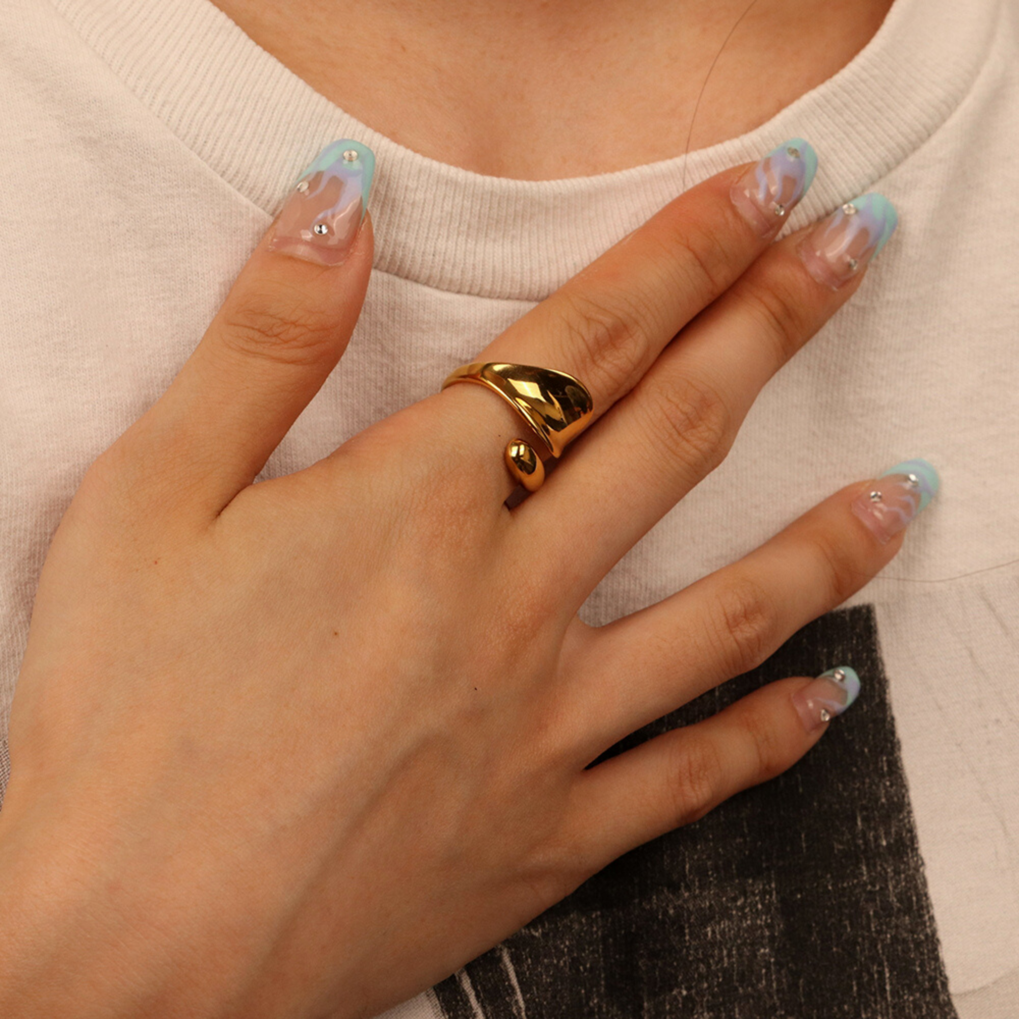 FELICE PARIS GOLD RING | felice-paris-gold-ring | Guerilla Choice