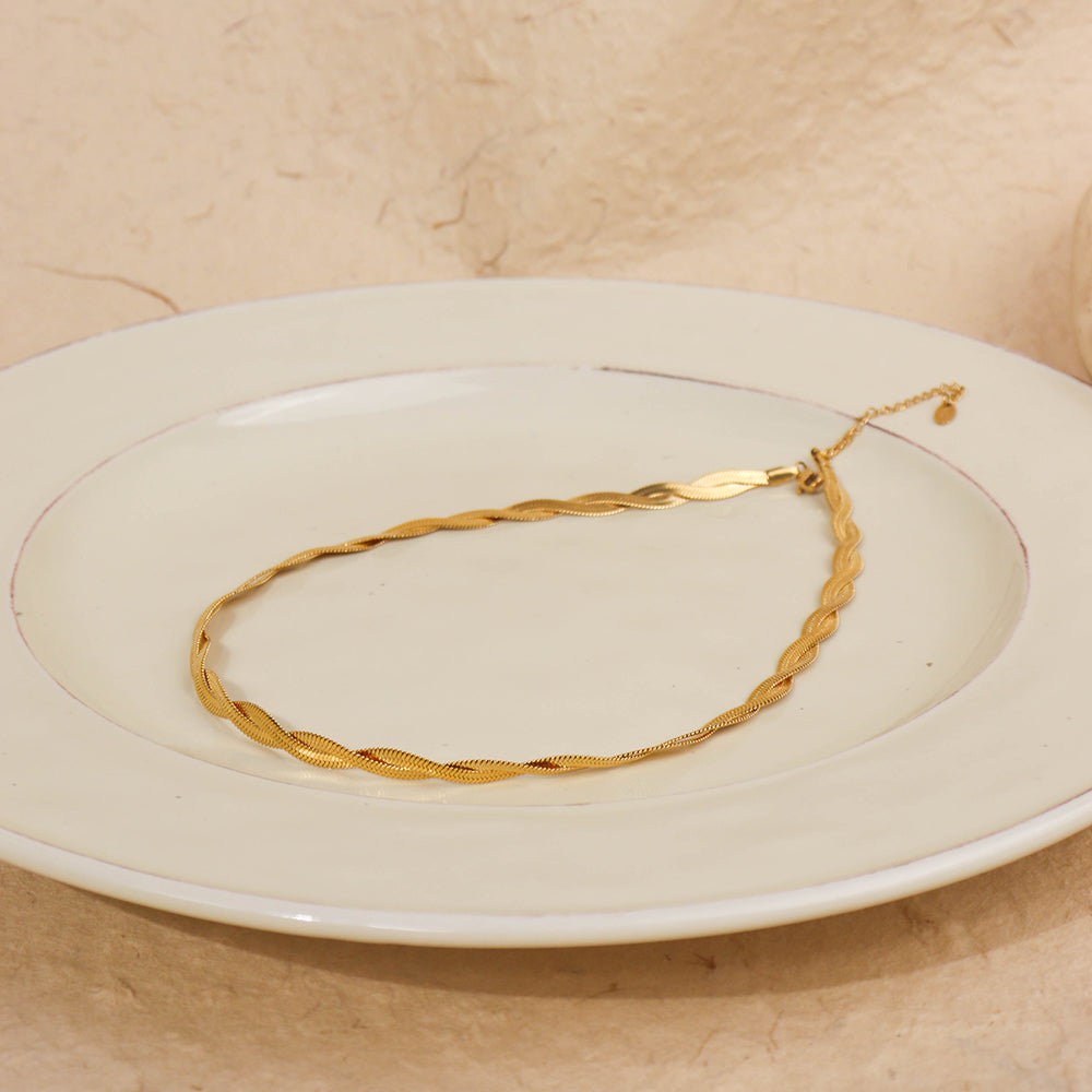 YGRAINE LARUE NECKLACE | ygraine-larue-necklace | Necklaces | Guerilla Choice