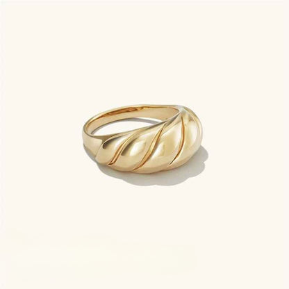 Le Torsade Gold Tone Ring