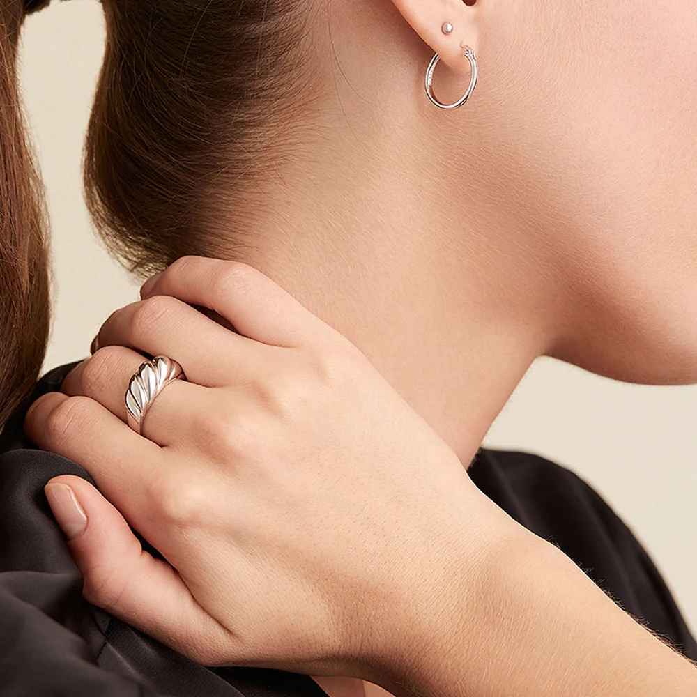 Le Torsade Gold Tone Ring