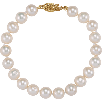 Perle d’Or Blanche 14K gold-filled freshwater pearl bracelet with white cultured pearls
Luxury freshwater pearl bracelet with polished 14K yellow gold-filled clasp
Elegant white pearl bracelet by Guerilla Choice jewelry