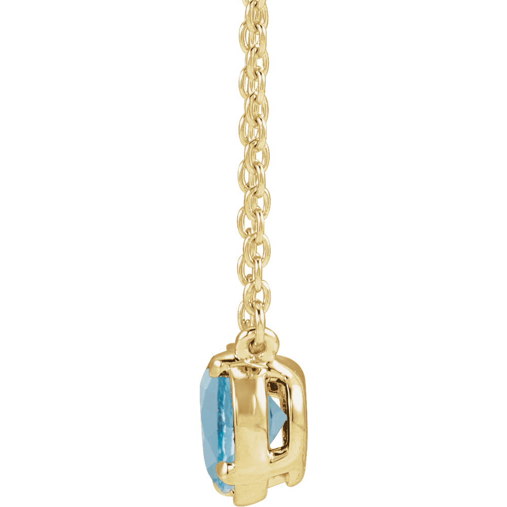 Natural 8 × 6 mm aquamarine necklace with four-claw bezel-style setting

