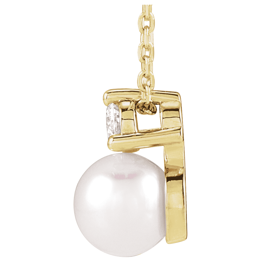 14K yellow gold pearl and diamond necklace with cultured white freshwater pearl