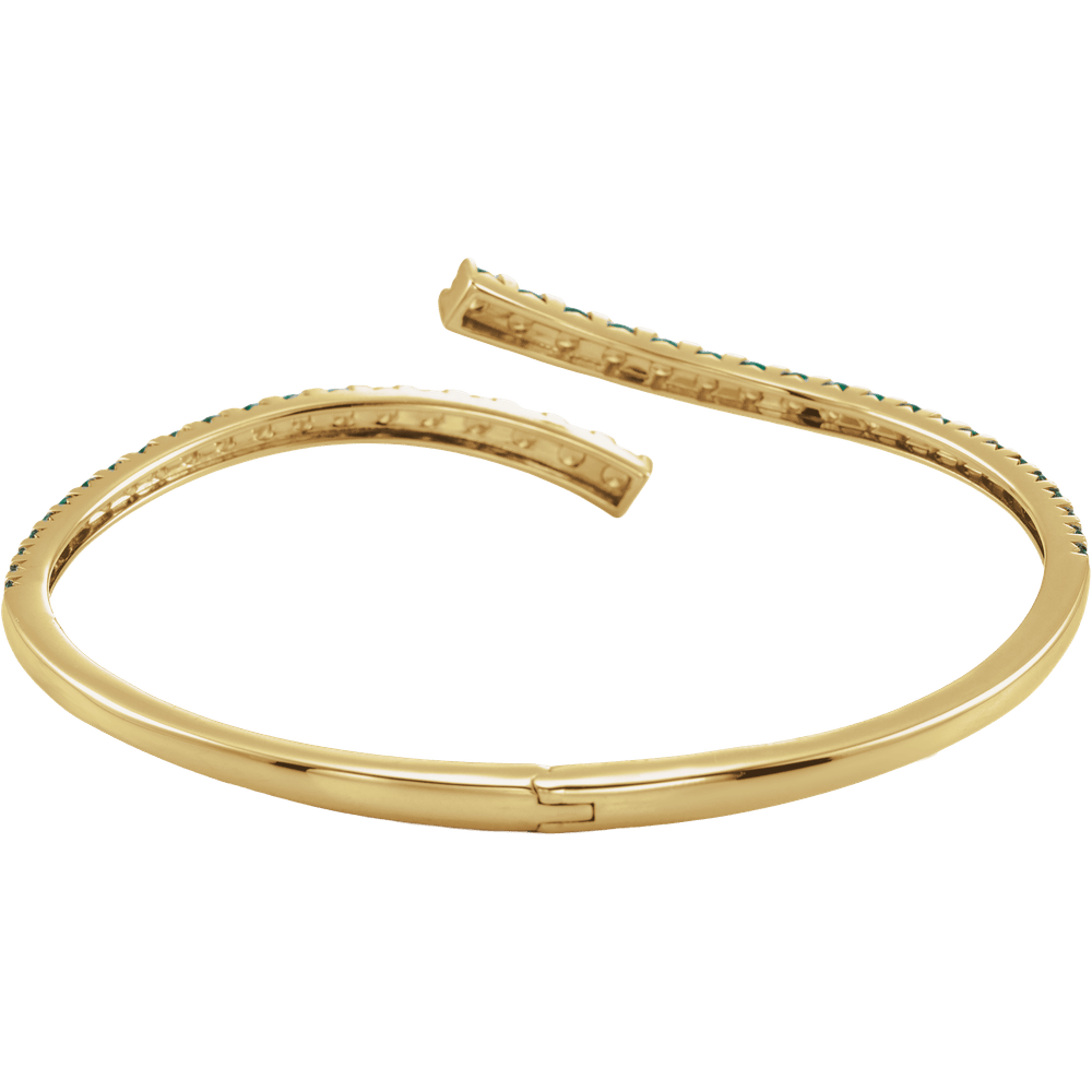 L’Arc Émeraude 14K Yellow Gold Lab-Grown Emerald Graduated Bypass Cuff Bracelet – 7 1/4 in