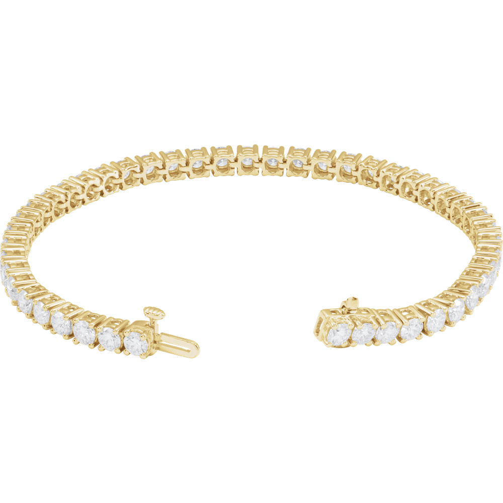 Solid 14K gold tennis bracelet

Lab-grown diamonds with exceptional brilliance

Classic 4-prong setting for security &amp; longevity

Elegant 4 mm width for a balanced luxury look

Secure box clasp for everyday confidence

Designed as a long-term jewelry investment

Ideal for gifting, anniversaries &amp; milestone moments