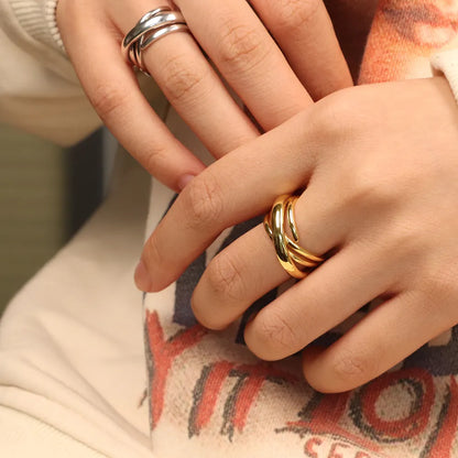 RENÉE CHARM GOLD RING