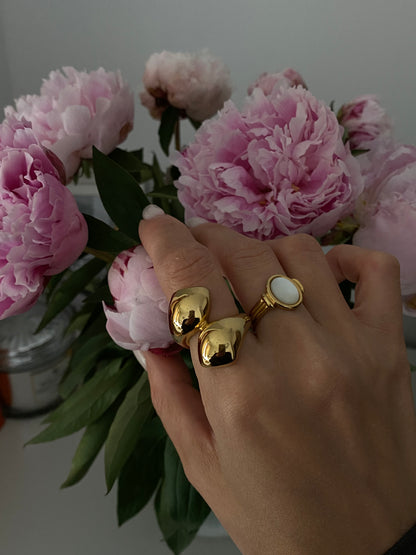 PRSTEN CHARLOTTE LACHANCE