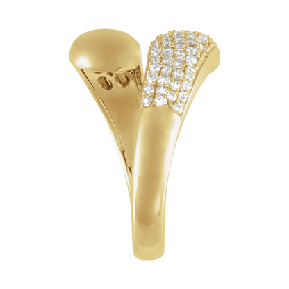 Top view of Guerilla Choice 14K yellow gold pavé diamond ring