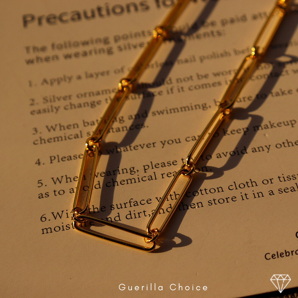 ALISON CHARM CHAIN NECKLACE | alison-charm-chain-necklace | Necklace | Guerilla Choice