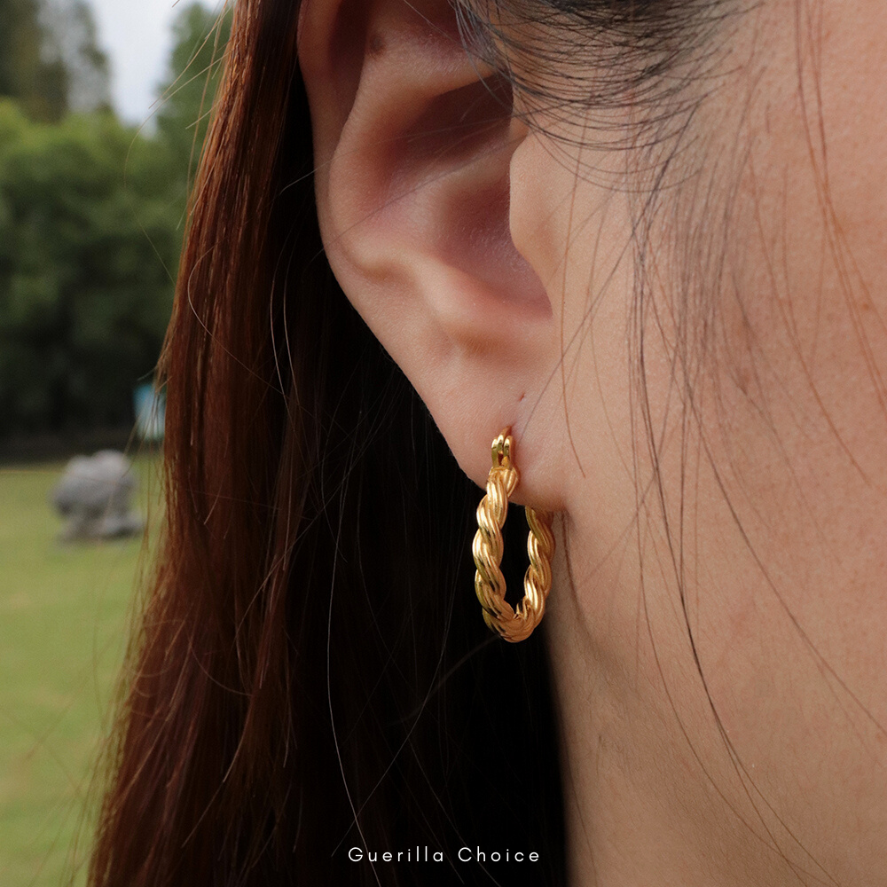 ASTRID GOLD EARRINGS | astrid-gold-earrings | Earrings | Guerilla Choice