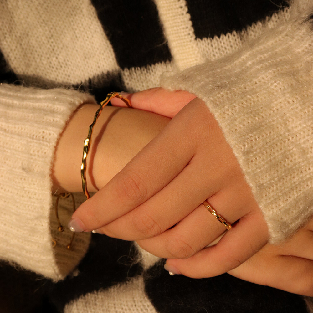 ÉLISE CHARM BRACELET | elise-charm-bracelet | Bracalet | Guerilla Choice