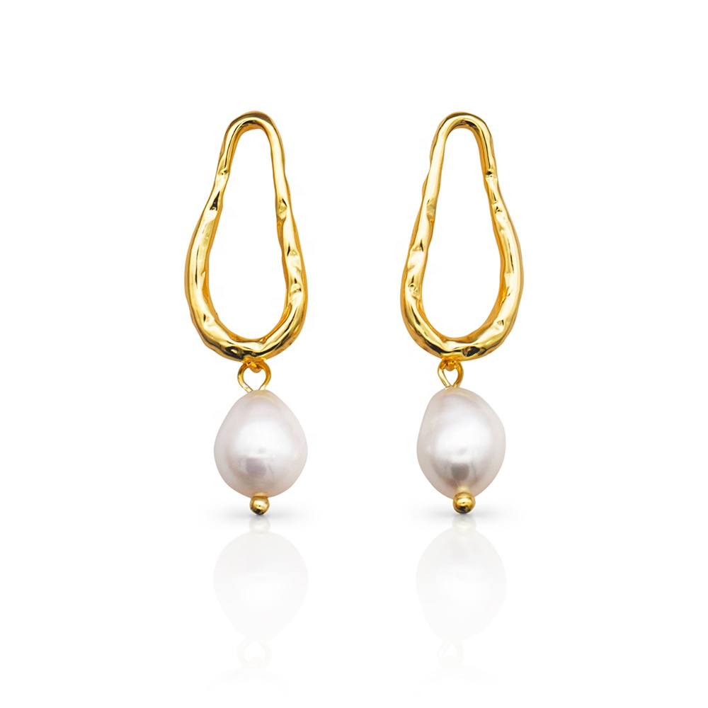 AVELINE PEARL EARRINGS | aveline-pearl-earrings | Earrings | Guerilla Choice