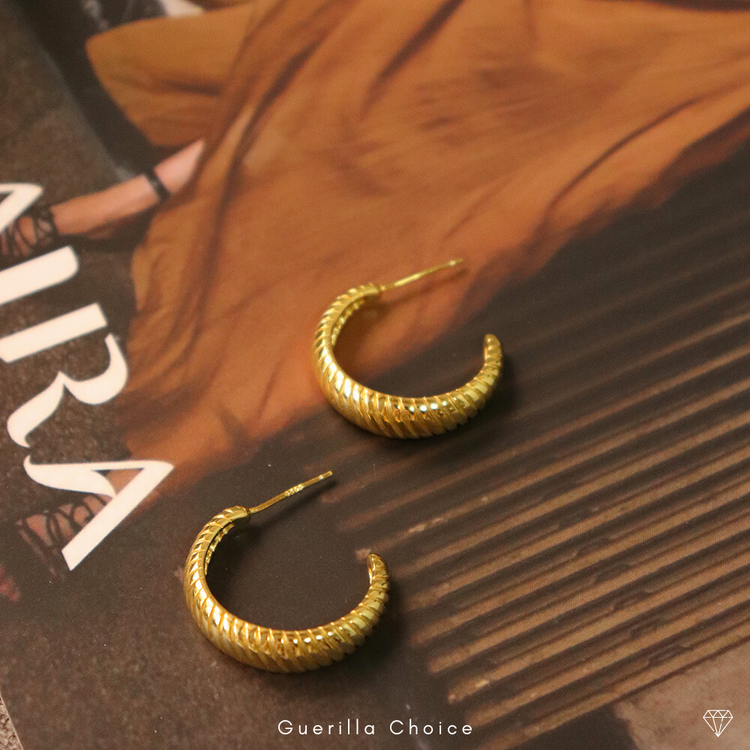 LA ELYSE GOLD EARRINGS | la-elyse-gold-earrings | Earrings | Guerilla Choice