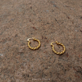 ASTRID GOLD EARRINGS | astrid-gold-earrings | Earrings | Guerilla Choice