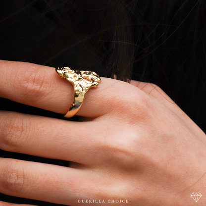 CHARM AVENELLE GOLD RING | charm-avenelle-gold-ring | Ring | Guerilla Choice