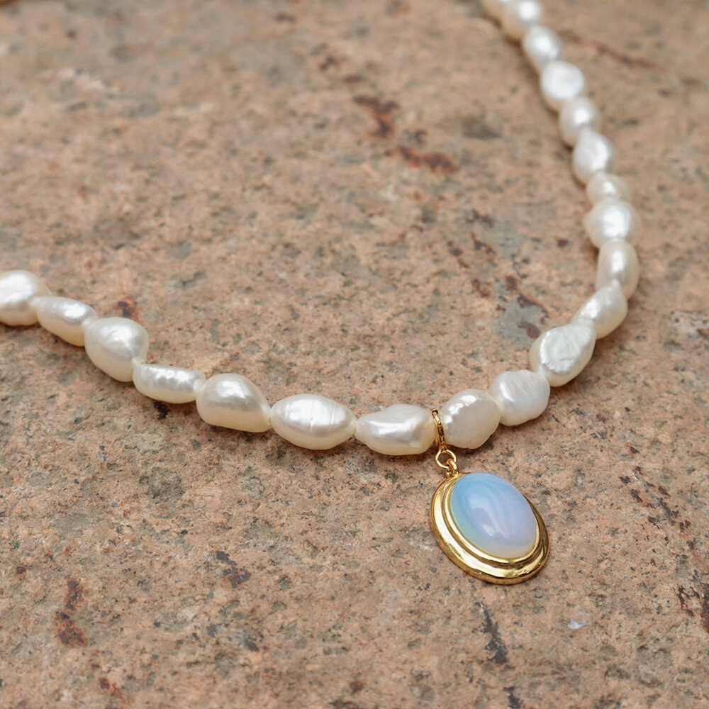 ROSETTE PEARL NECKLACE | rosette-pearl-necklace | Necklace | Guerilla Choice