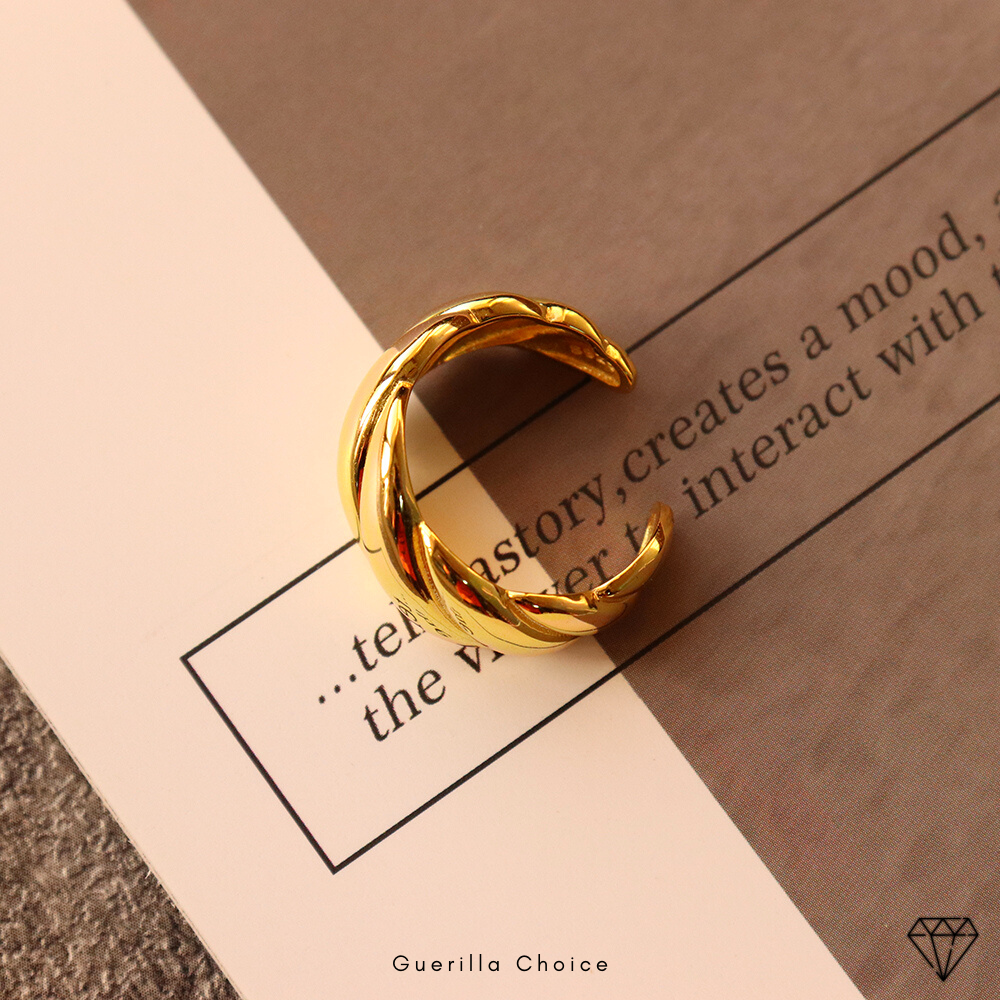 ALISSE CHARM RING | alisse-charm-ring | Earrings | Guerilla Choice