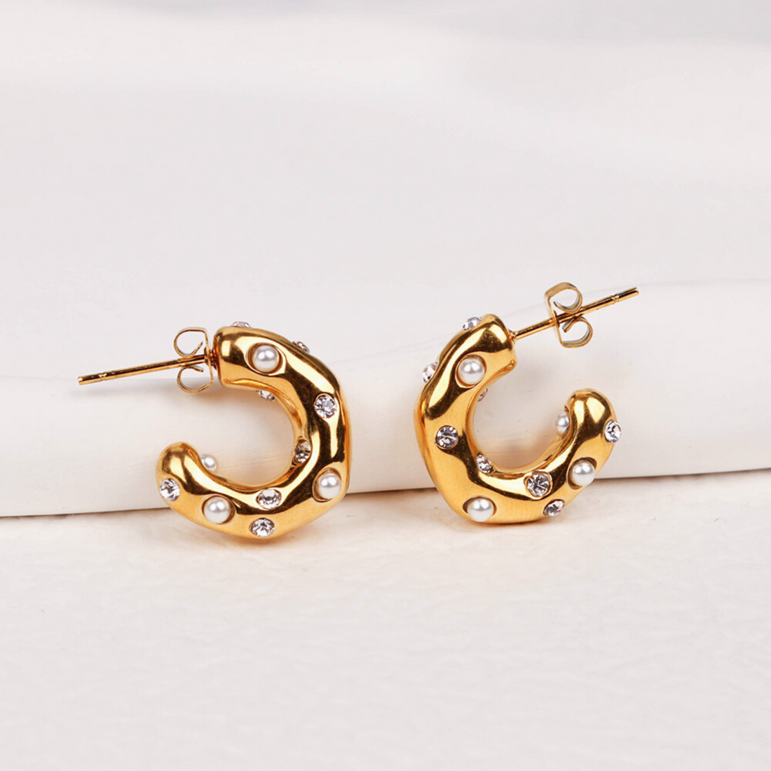 EVETTE FRAEU EARRINGS | evette-fraeu-earrings | Guerilla Choice