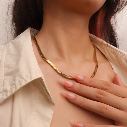 ROSAIRE SNAKE NECKLACE | rosaire-snake-necklace | Necklaces | Guerilla Choice