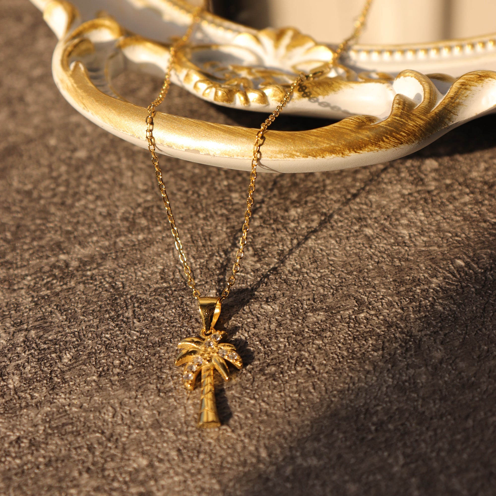 FAIR TALLY PALM NECKLACE | fair-tally-palm-necklace | Necklace | Guerilla Choice