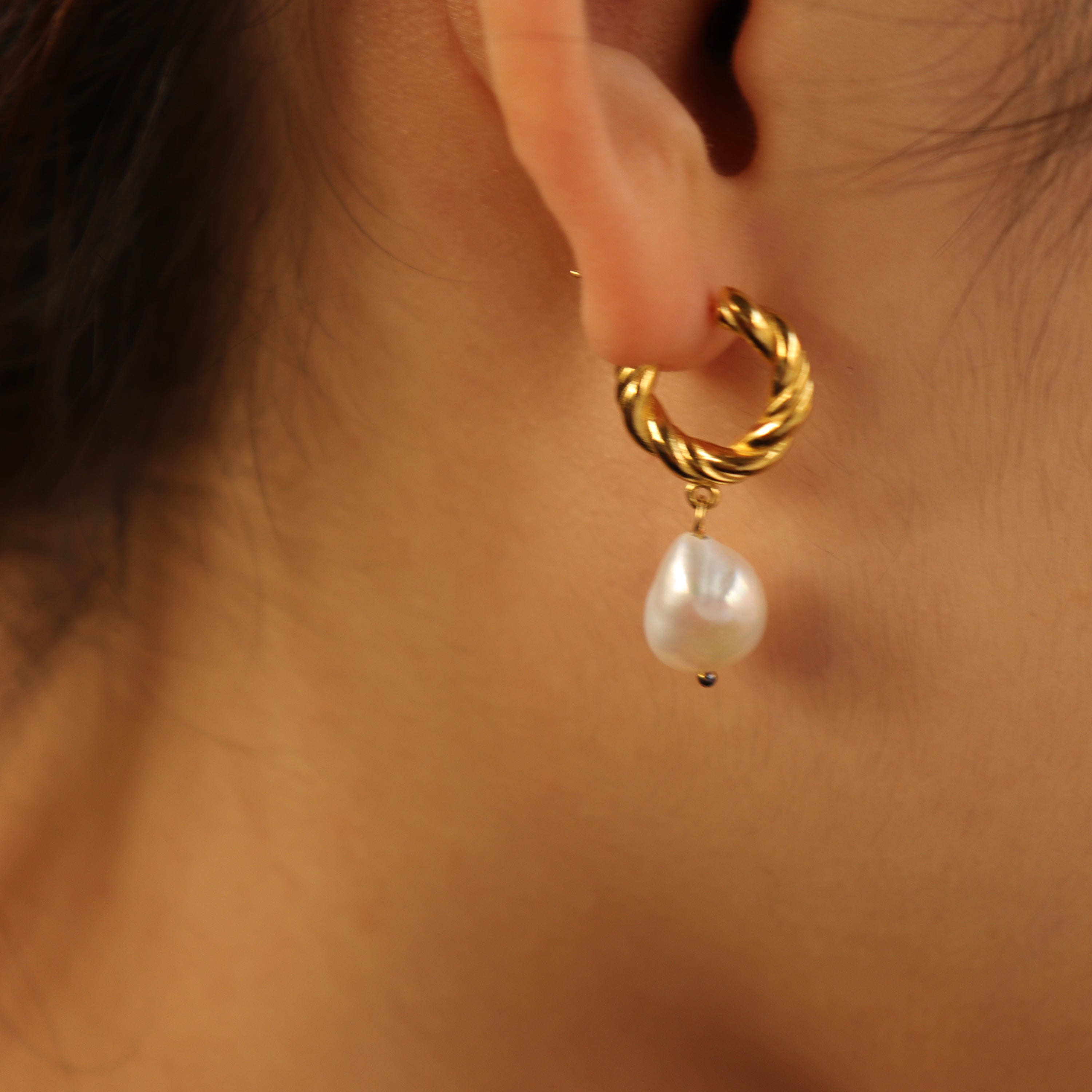 LORRAINE FAURE PEARL EARRINGS | lorraine-faure-pearl-earrings | Earrings | Guerilla Choice