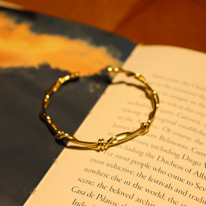 LA MARTINA BRACELET | la-martina-gold-bracelet | Bracelets | Guerilla Choice