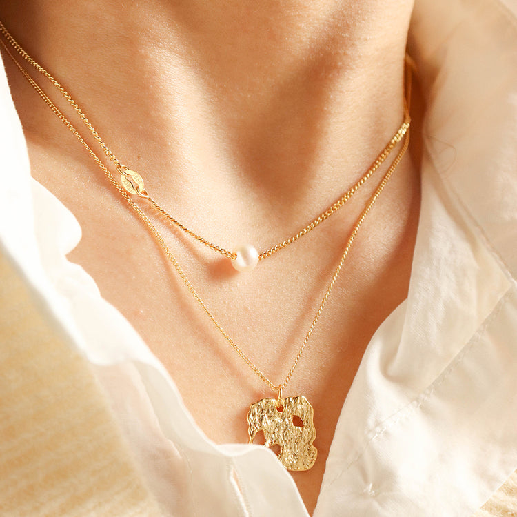 ELAYNE GOLD PEARL NECKLACE | elayne-gold-pearl-necklace | Necklace | Guerilla Choice