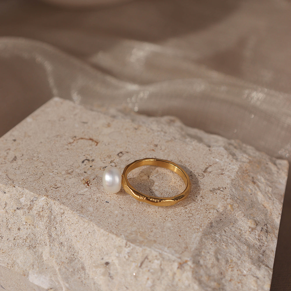 ISABELLE DANEL GOLD RING | isabelle-danel-gold-ring | Ring | Guerilla Choice